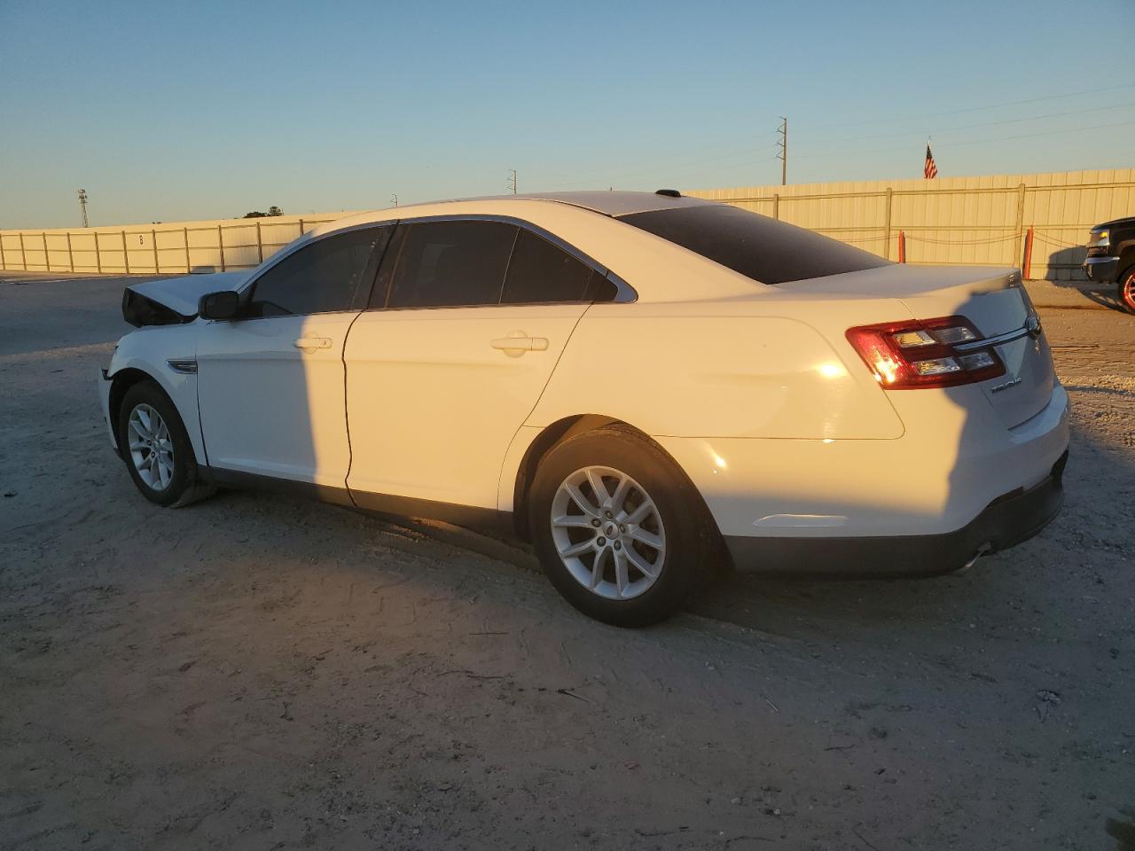 2013 Ford Taurus Se VIN: 1FAHP2D8XDG160108 Lot: 76736144