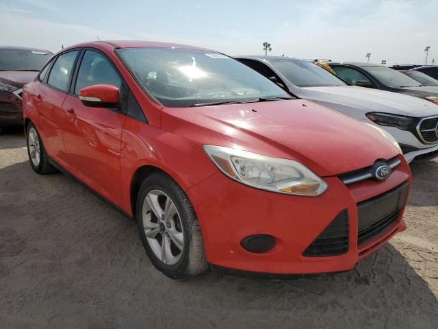  FORD FOCUS 2014 Красный