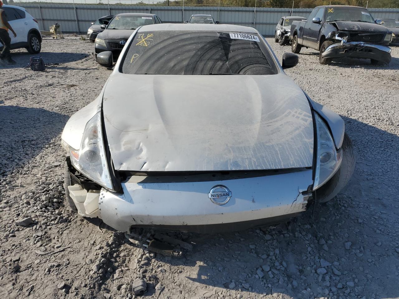 2016 Nissan 370Z - Image 5