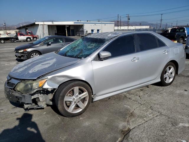  TOYOTA CAMRY 2014 Сріблястий