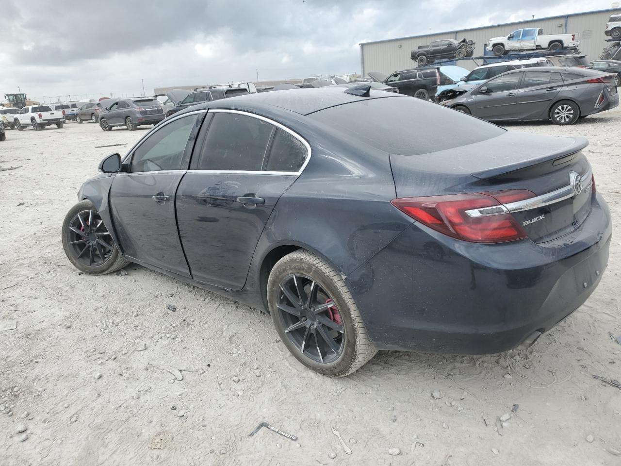 2017 Buick Regal - Image 2