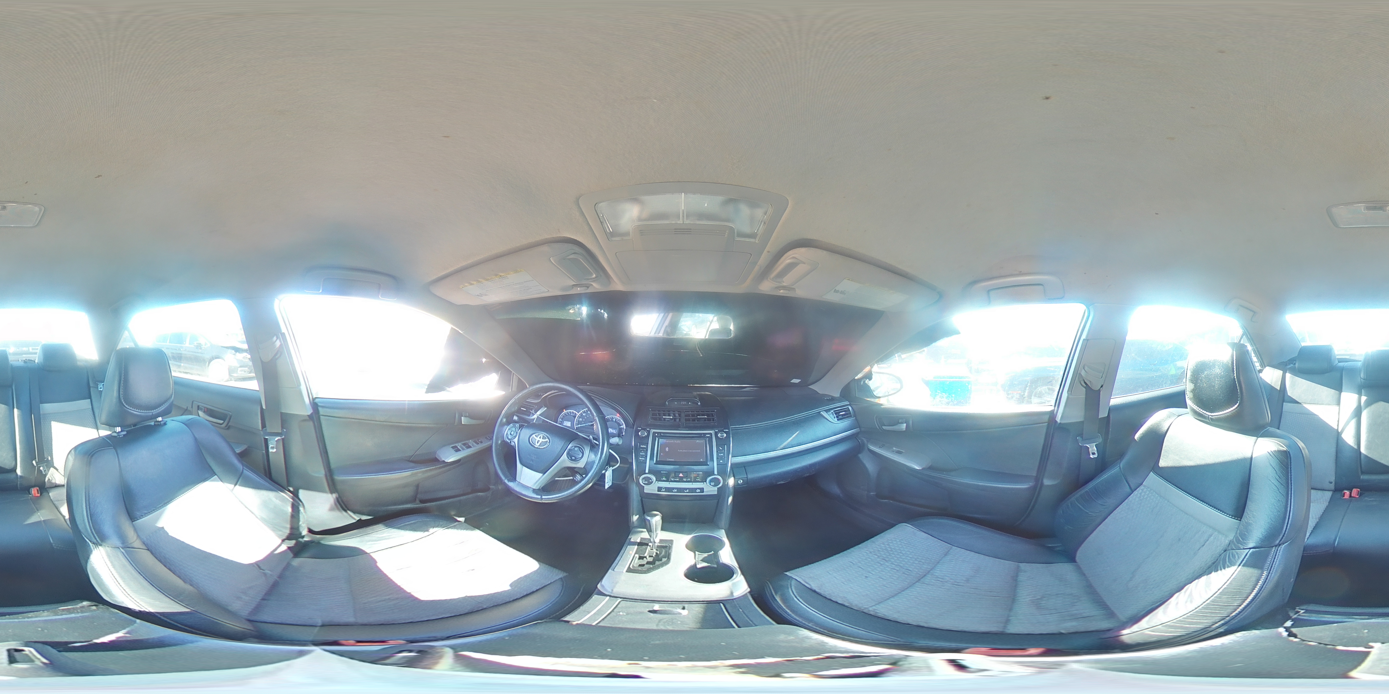 2012 Toyota Camry - Image 13