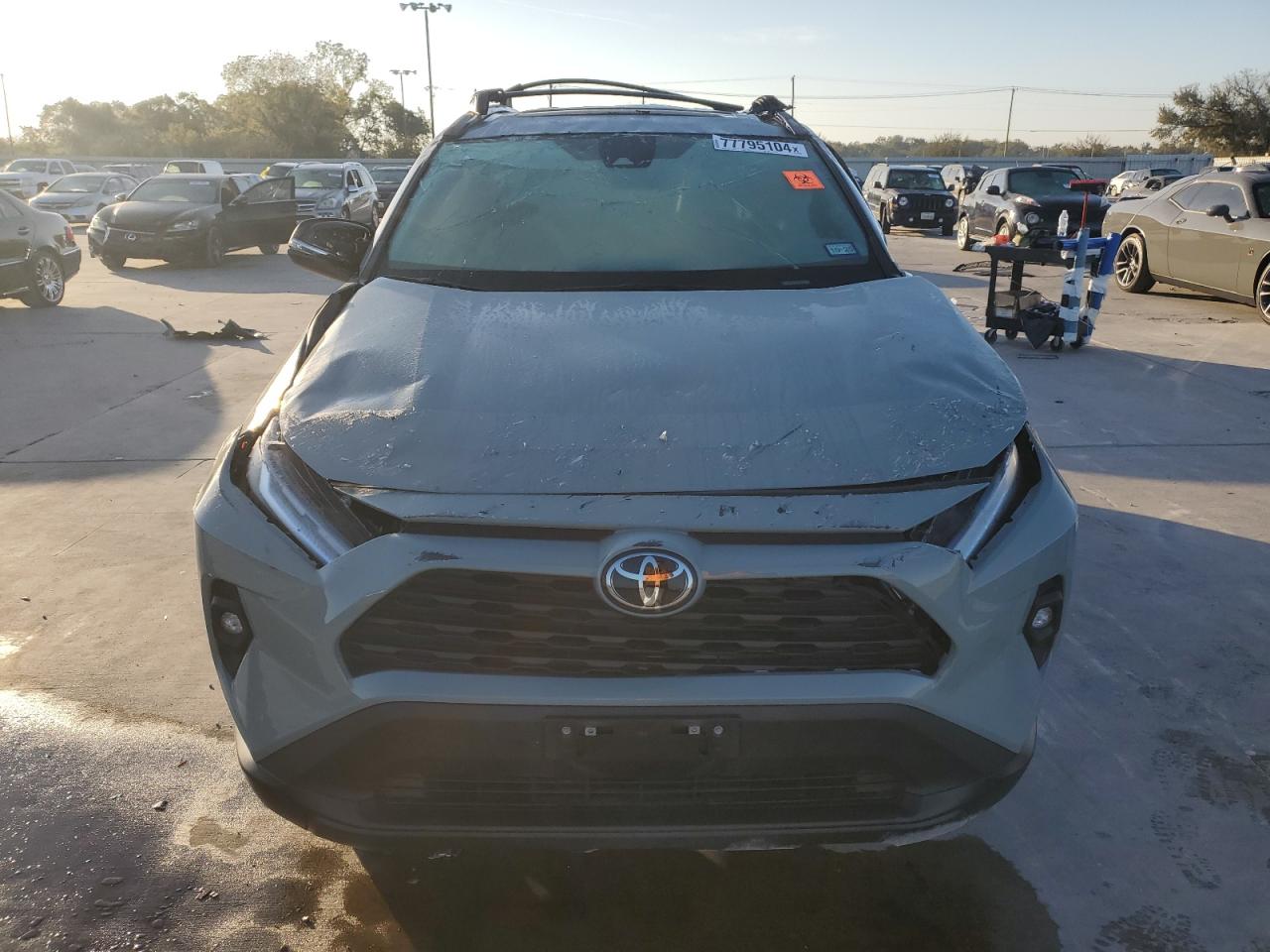 2023 Toyota RAV 4 - Image 5