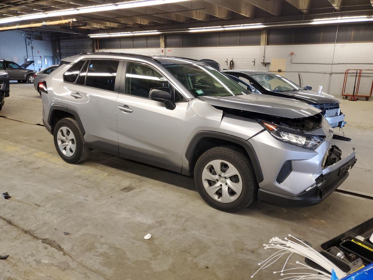 2019 Toyota RAV 4 - Image 4