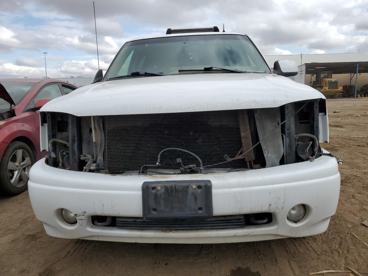 2002 GMC Yukon - Image 5