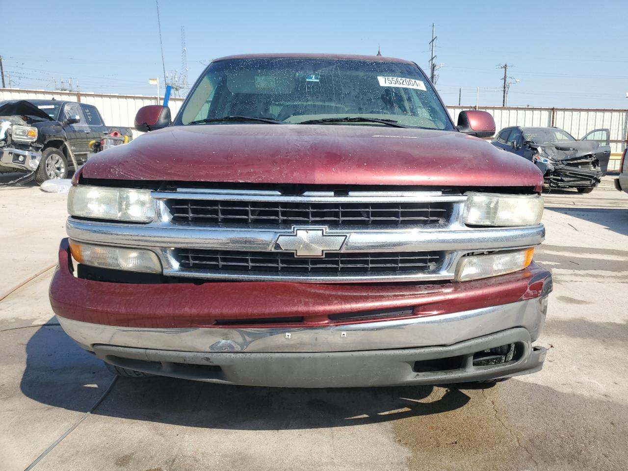 2002 Chevrolet Tahoe C1500 VIN: 1GNEC13Z12R209282 Lot: 75562004