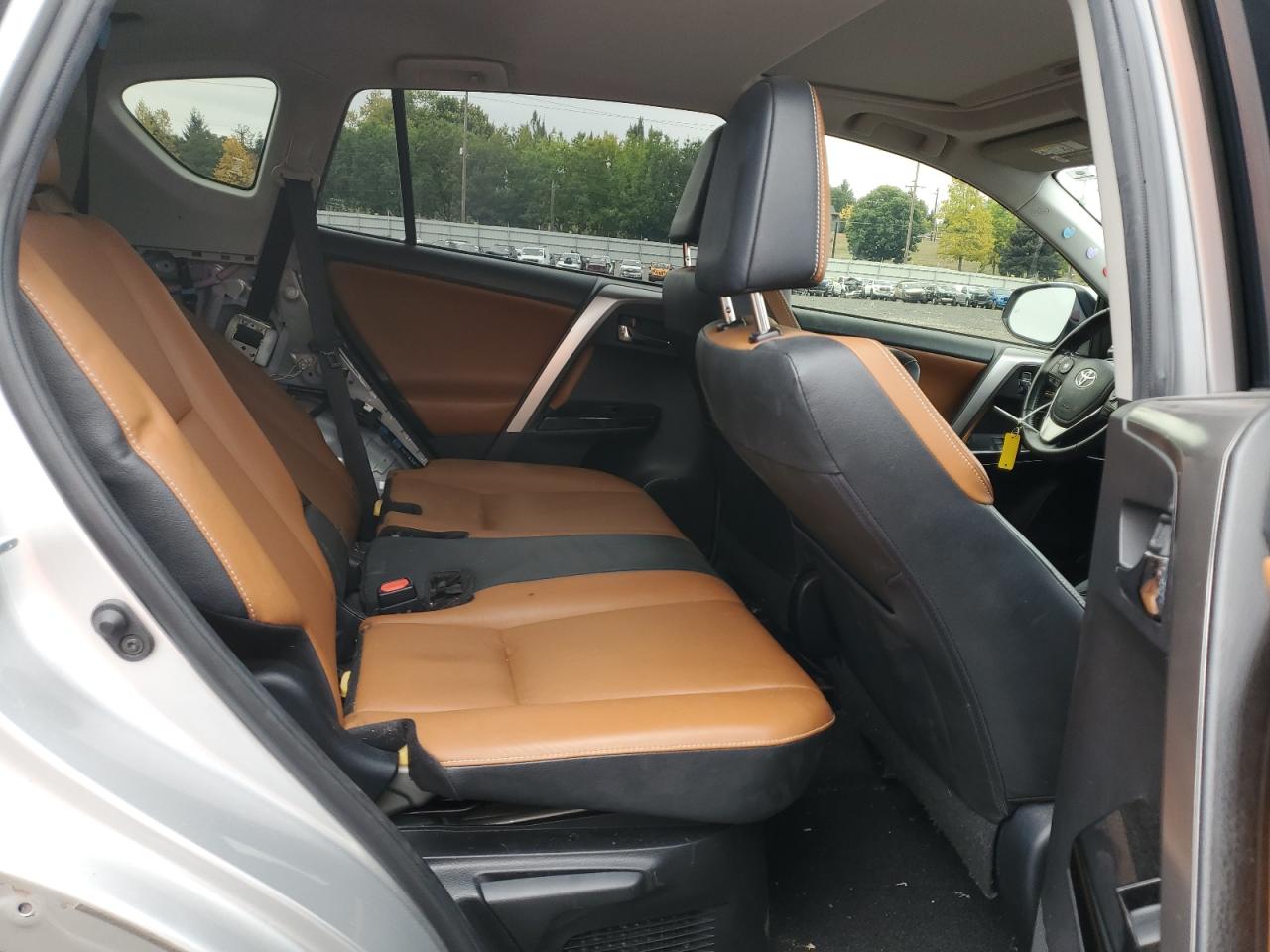 JTMDJREV5GD024840 2016 Toyota Rav4 Hv Limited
