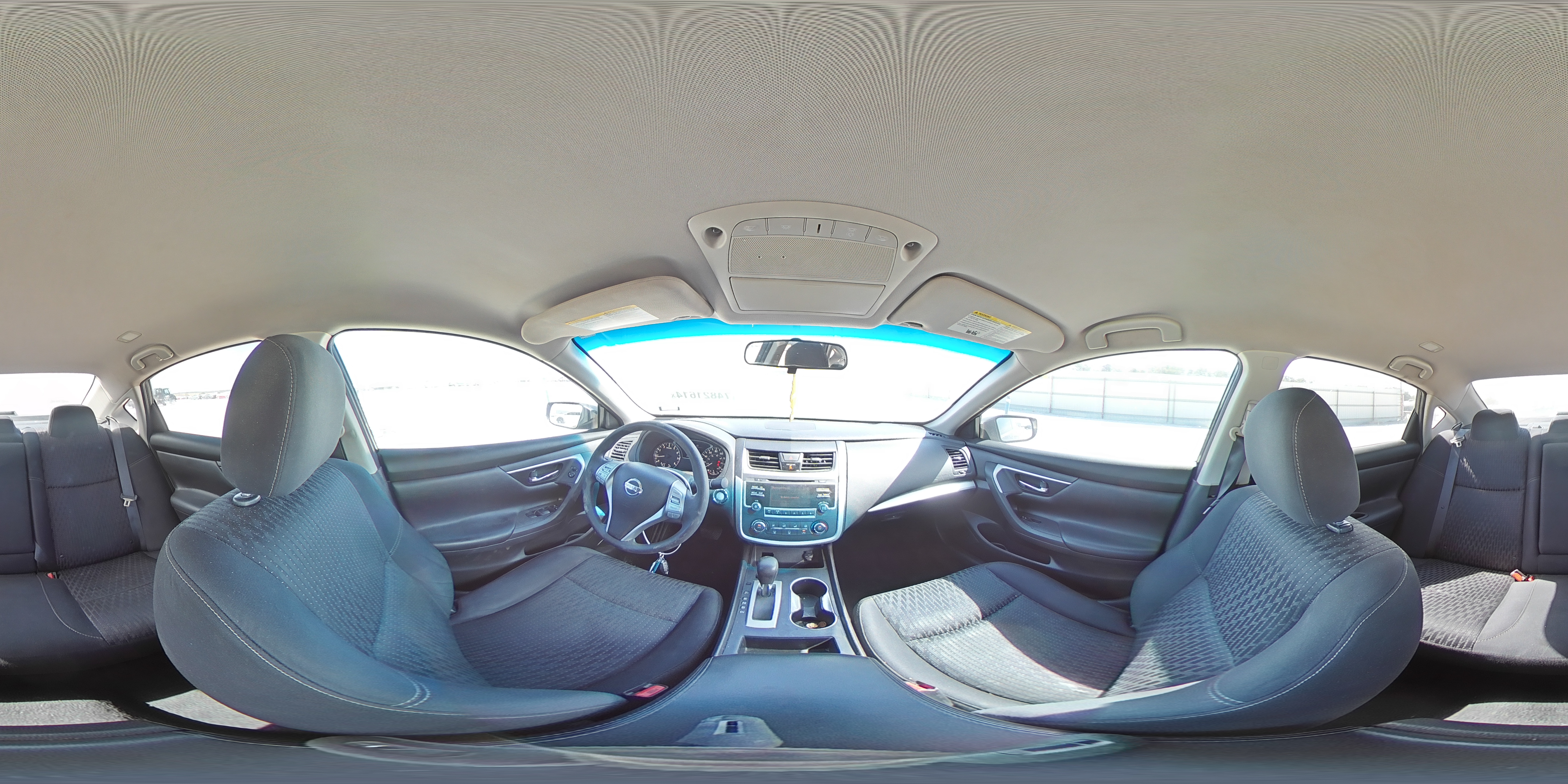 2015 Nissan Altima - Image 13