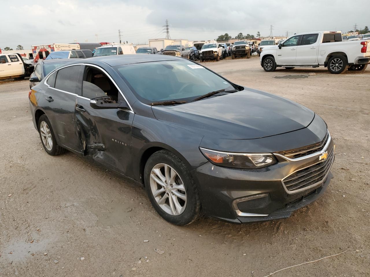 2018 Chevrolet Malibu - Image 4
