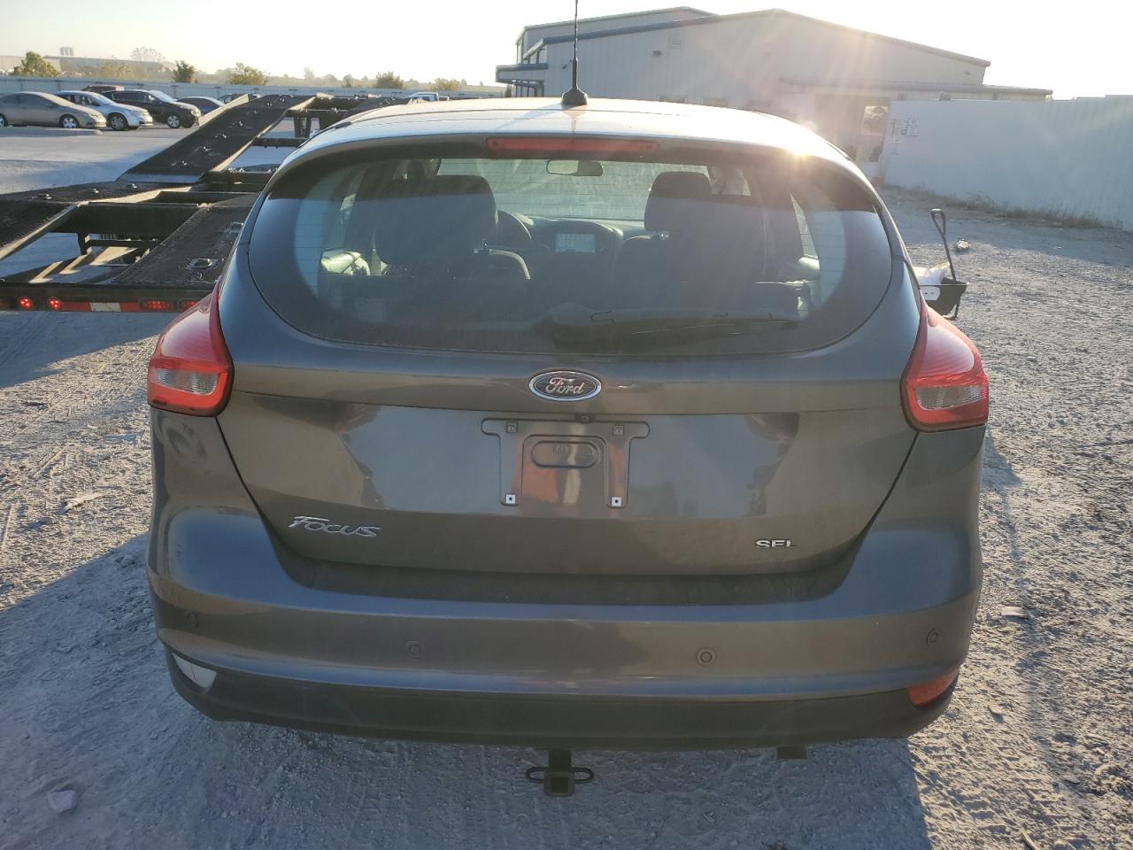 2017 Ford Focus Sel VIN: 1FADP3M26HL317453 Lot: 76938754