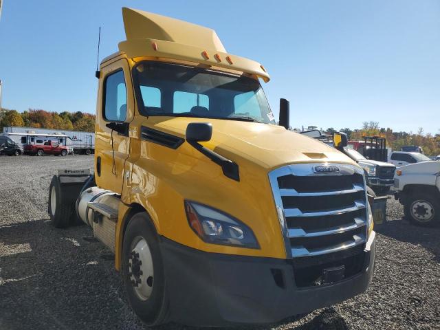 2019 Freightliner Cascadia 126 