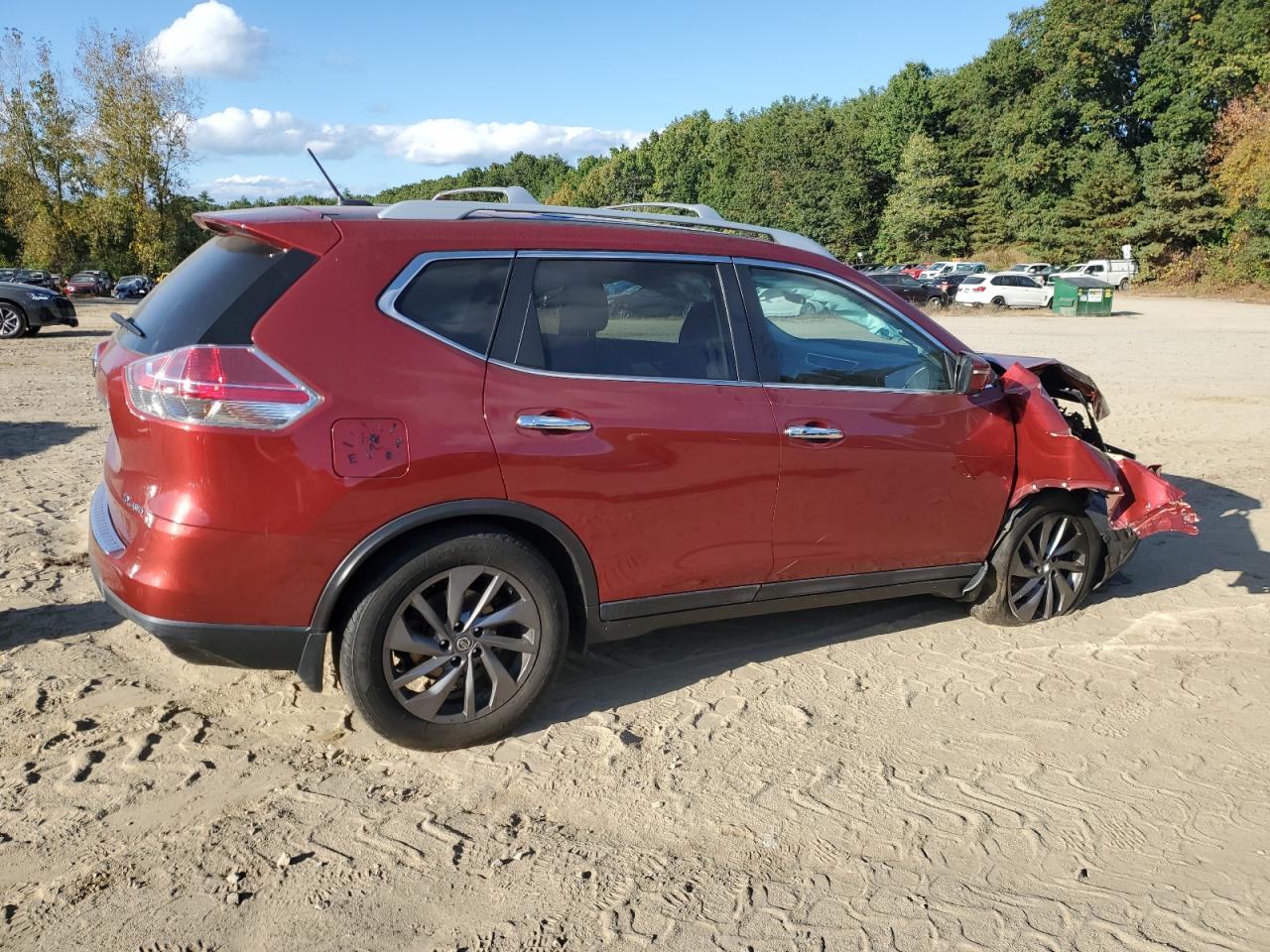 2016 Nissan Rogue - Image 3