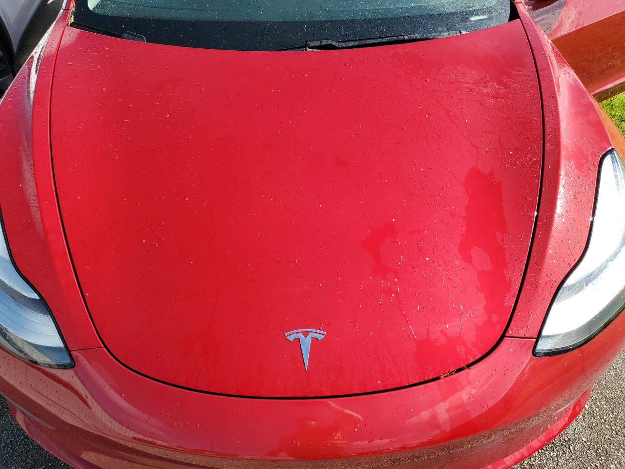 5YJ3E1EB0JF085942 2018 Tesla Model 3