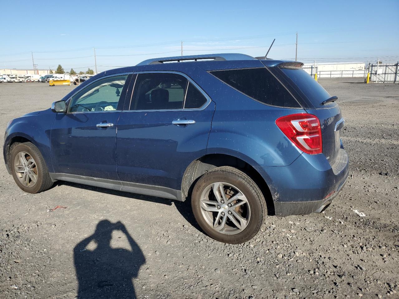 2GNFLGE39G6301372 2016 CHEVROLET EQUINOX - Image 2