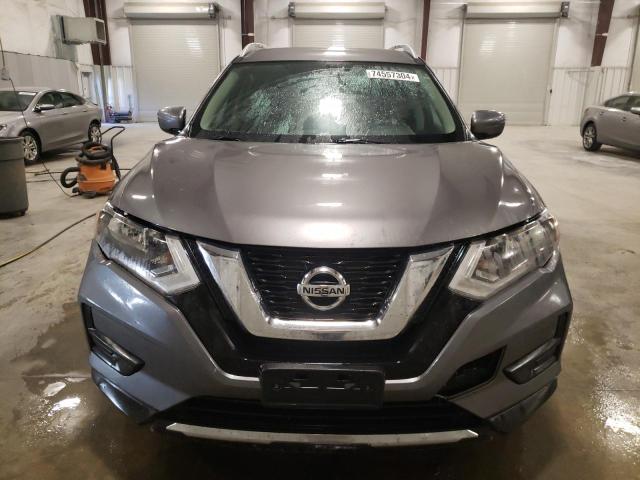  NISSAN ROGUE 2017 Серый