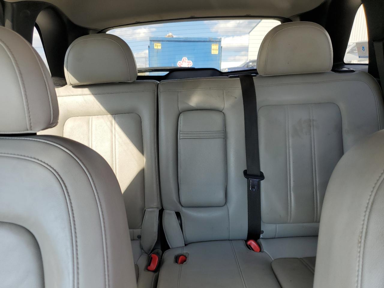 2012 Chevrolet Captiva - Image 10