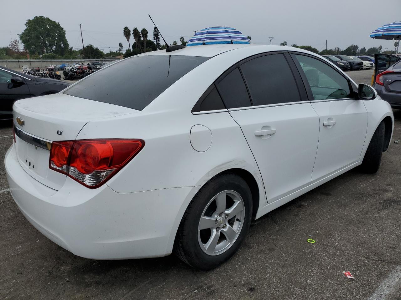 2015 Chevrolet Cruze - Image 3