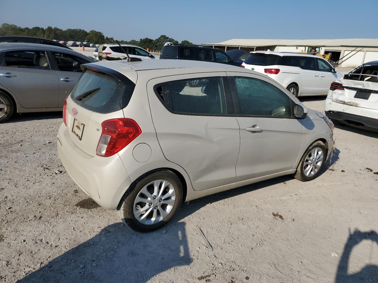 VIN KL8CD6SA8LC450713 2020 CHEVROLET SPARK no.3