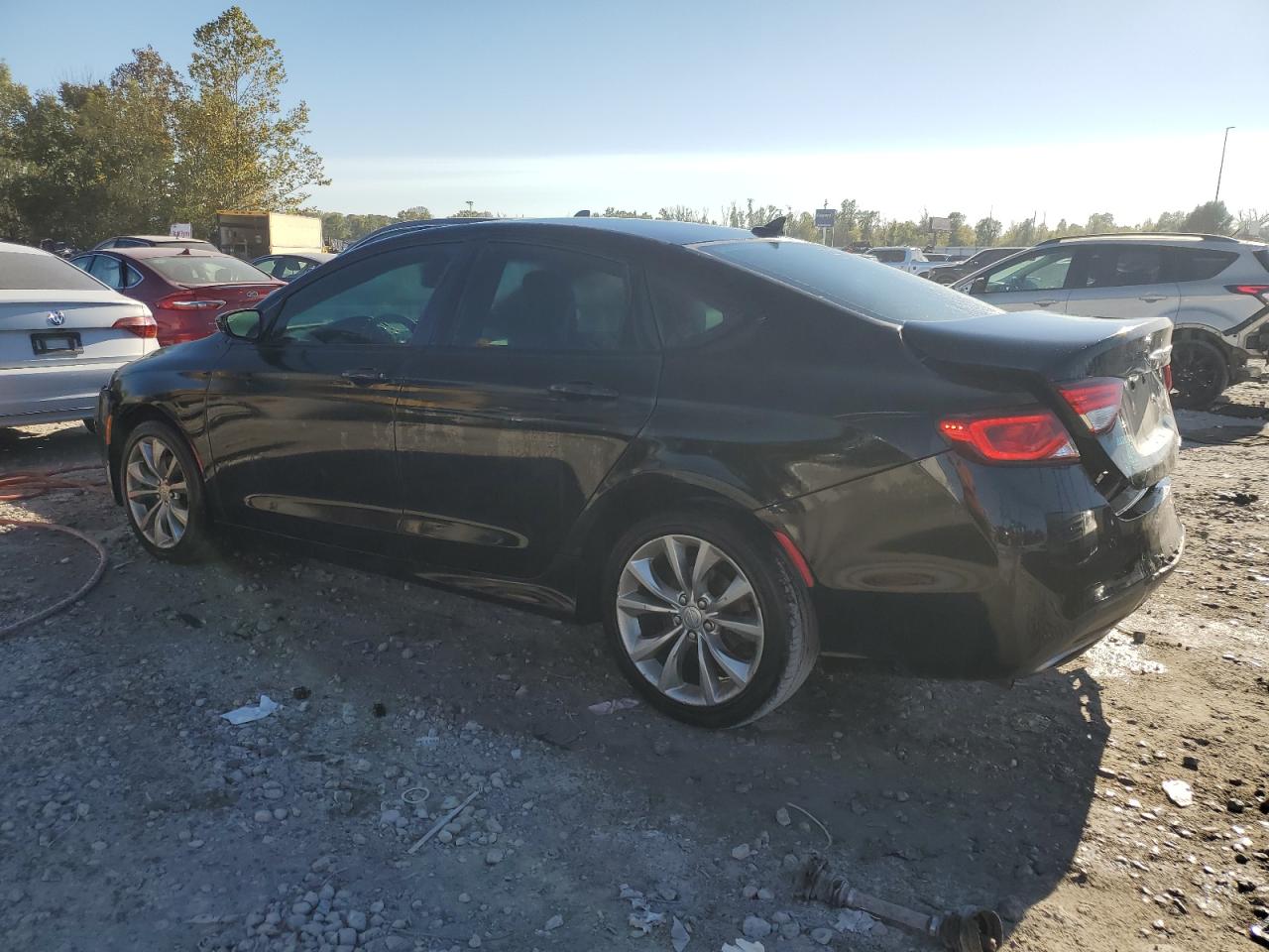 2015 Chrysler 200 - Image 2