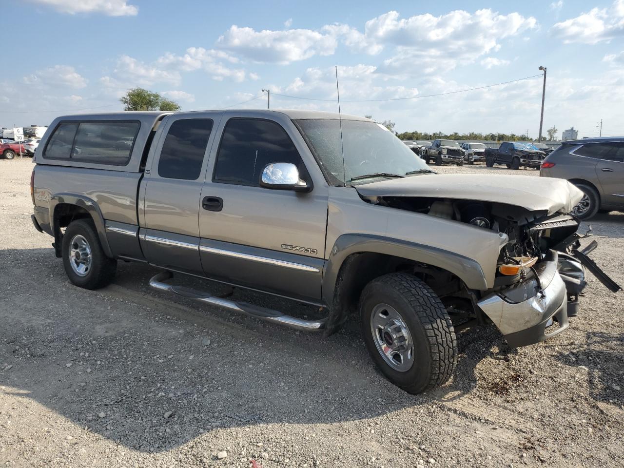 2000 GMC Sierra - Image 4