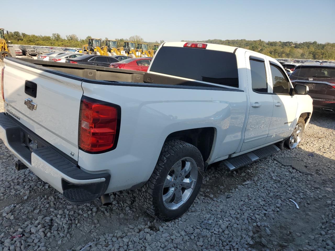 1GCVKREC8HZ115864 2017 Chevrolet Silverado K1500 Lt