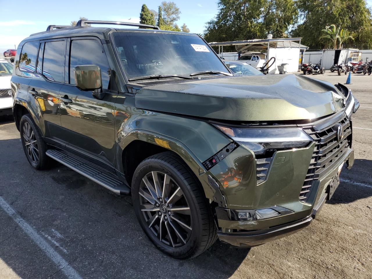 2024 Lexus GX - Image 4