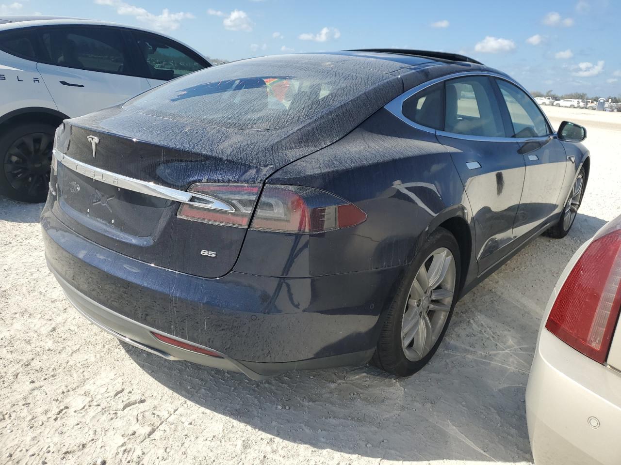 5YJSA1H14EFP63592 2014 Tesla Model S