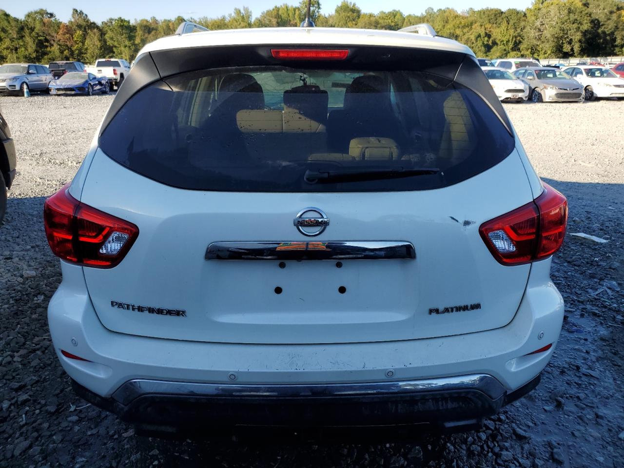 2017 Nissan Pathfinder - Image 6