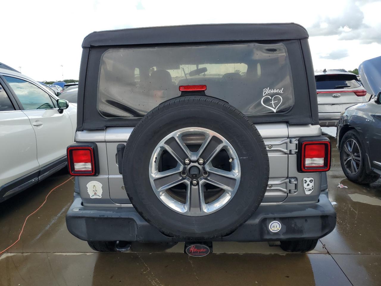 1C4GJXAN5JW264330 2018 Jeep Wrangler Sport