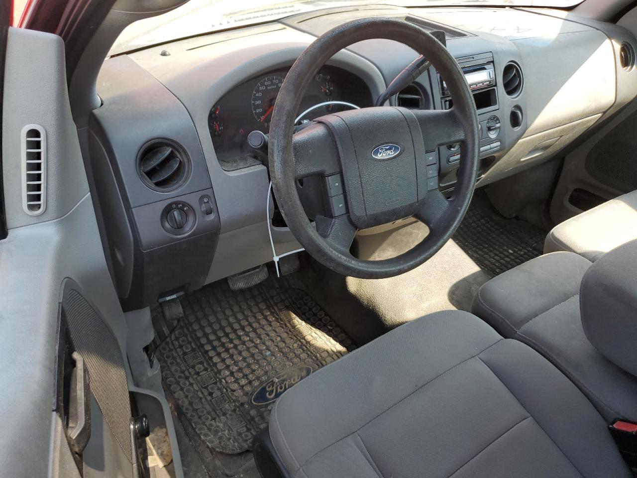 1FTRF12255KF12326 2005 Ford F150