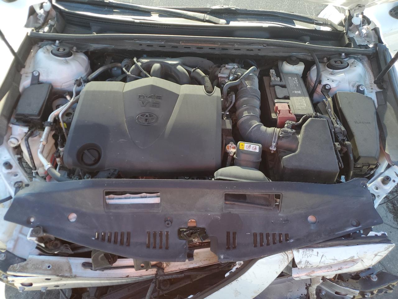 2018 Toyota Camry - Image 13
