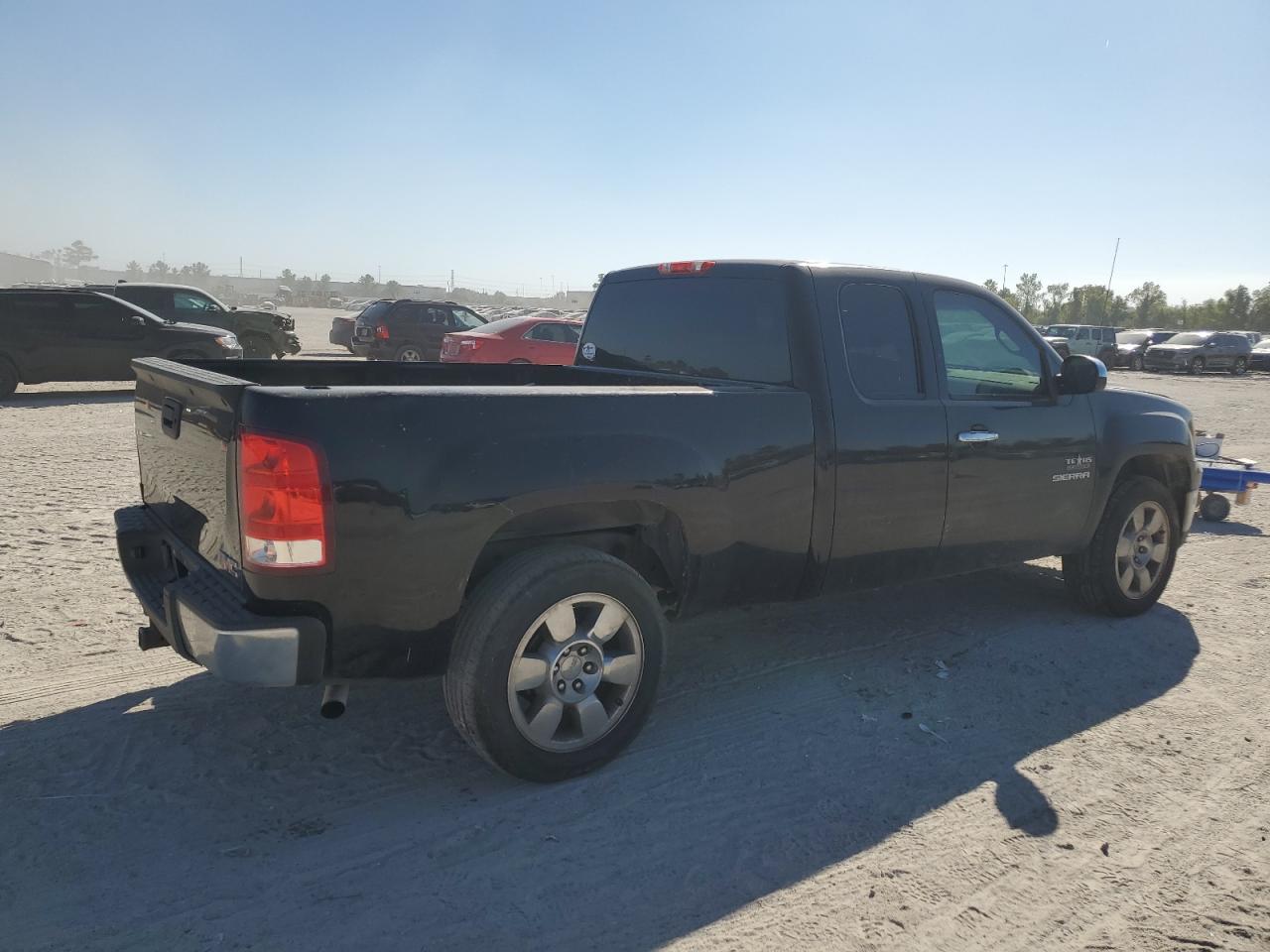 1GTR1VE02BZ423526 2011 GMC Sierra C1500 Sle