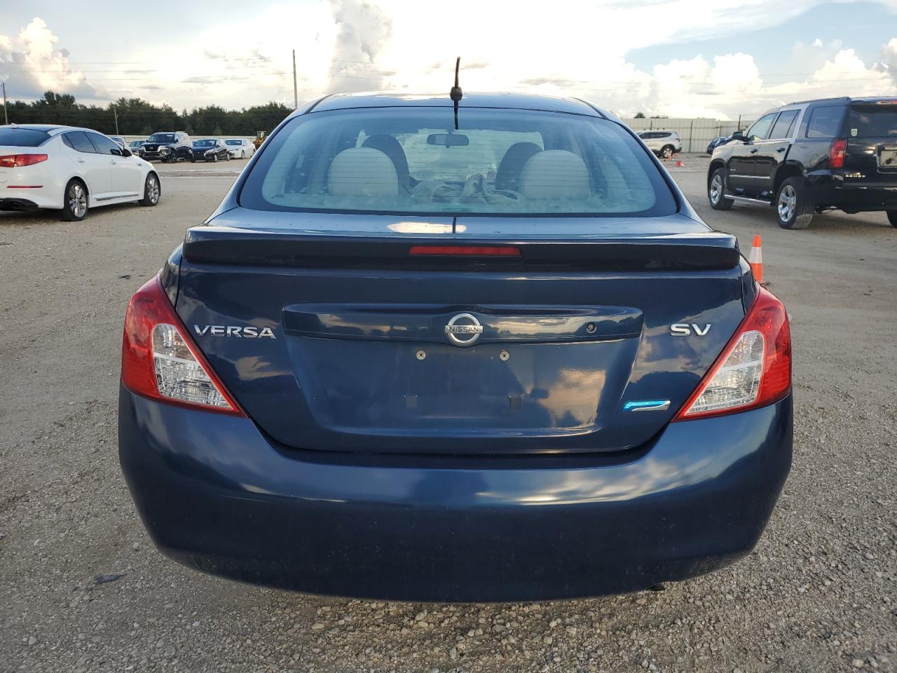 2014 Nissan Versa S VIN: 3N1CN7AP5EK453438 Lot: 73849744