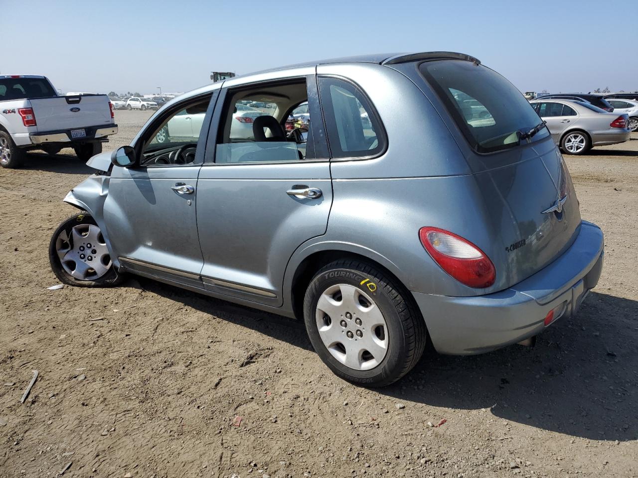 2008 Chrysler PT Cruiser - Image 2