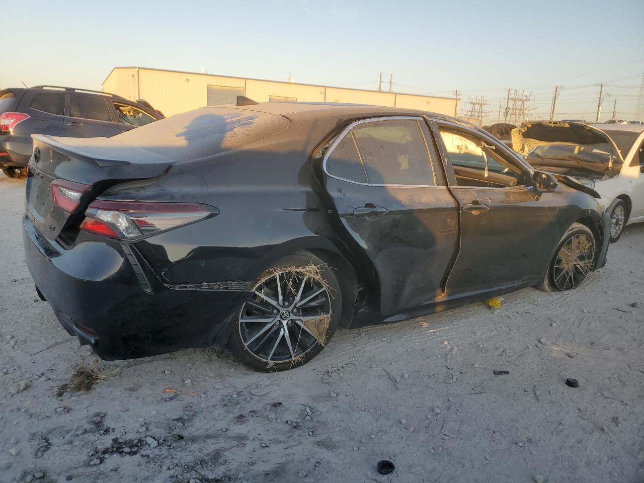 2021 Toyota Camry - Image 3