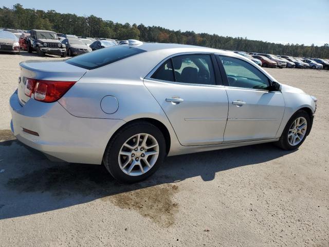 Sedans CHEVROLET MALIBU 2015 Srebrny