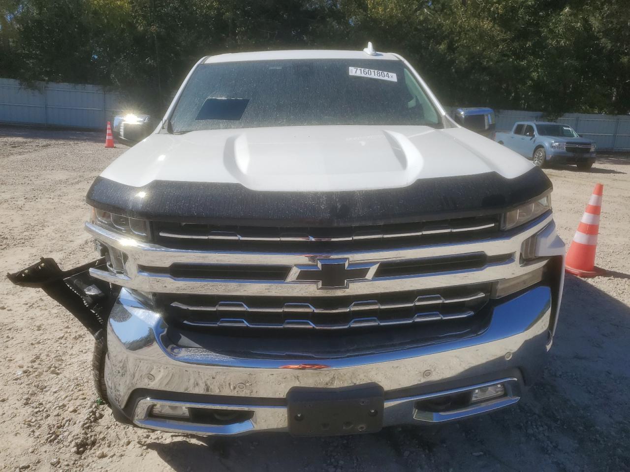 2020 Chevrolet Silverado - Image 5