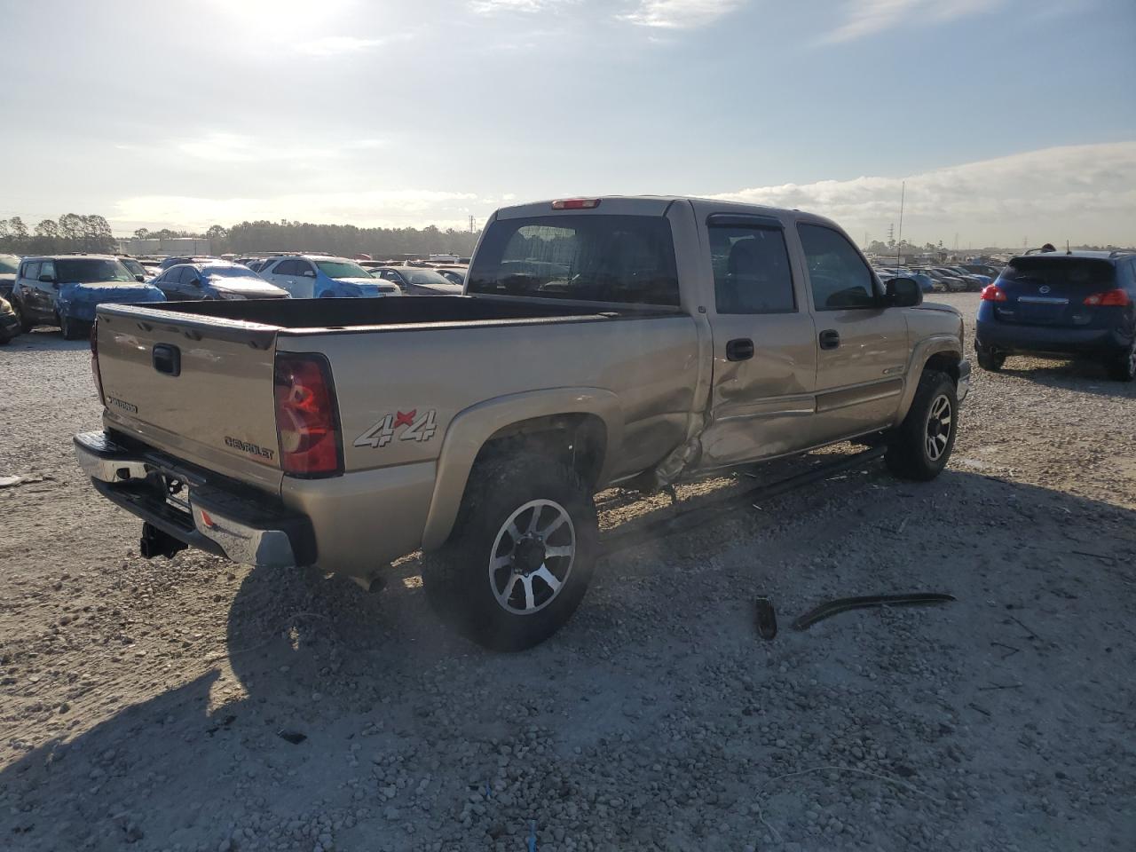 2005 Chevrolet Silverado K1500 Heavy Duty VIN: 1GCGK13U05F889738 Lot: 77988004