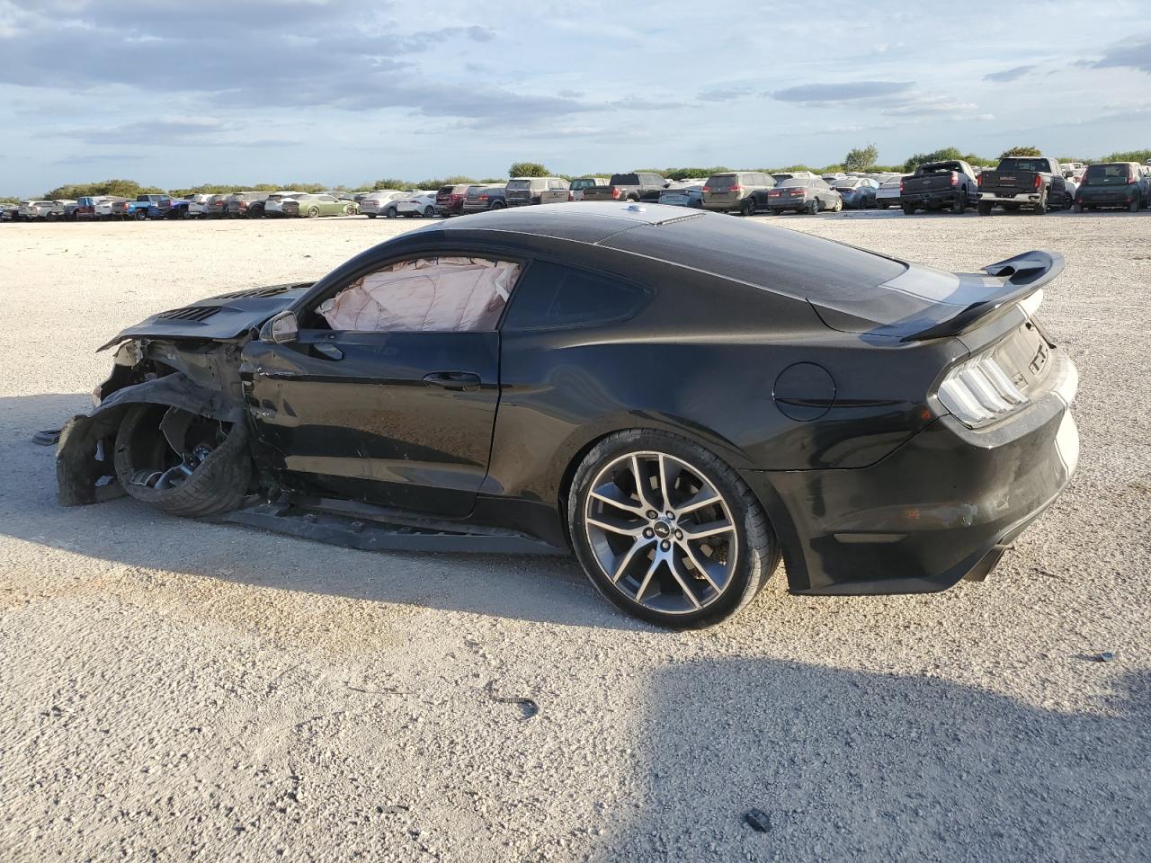 2015 Ford Mustang - Image 2