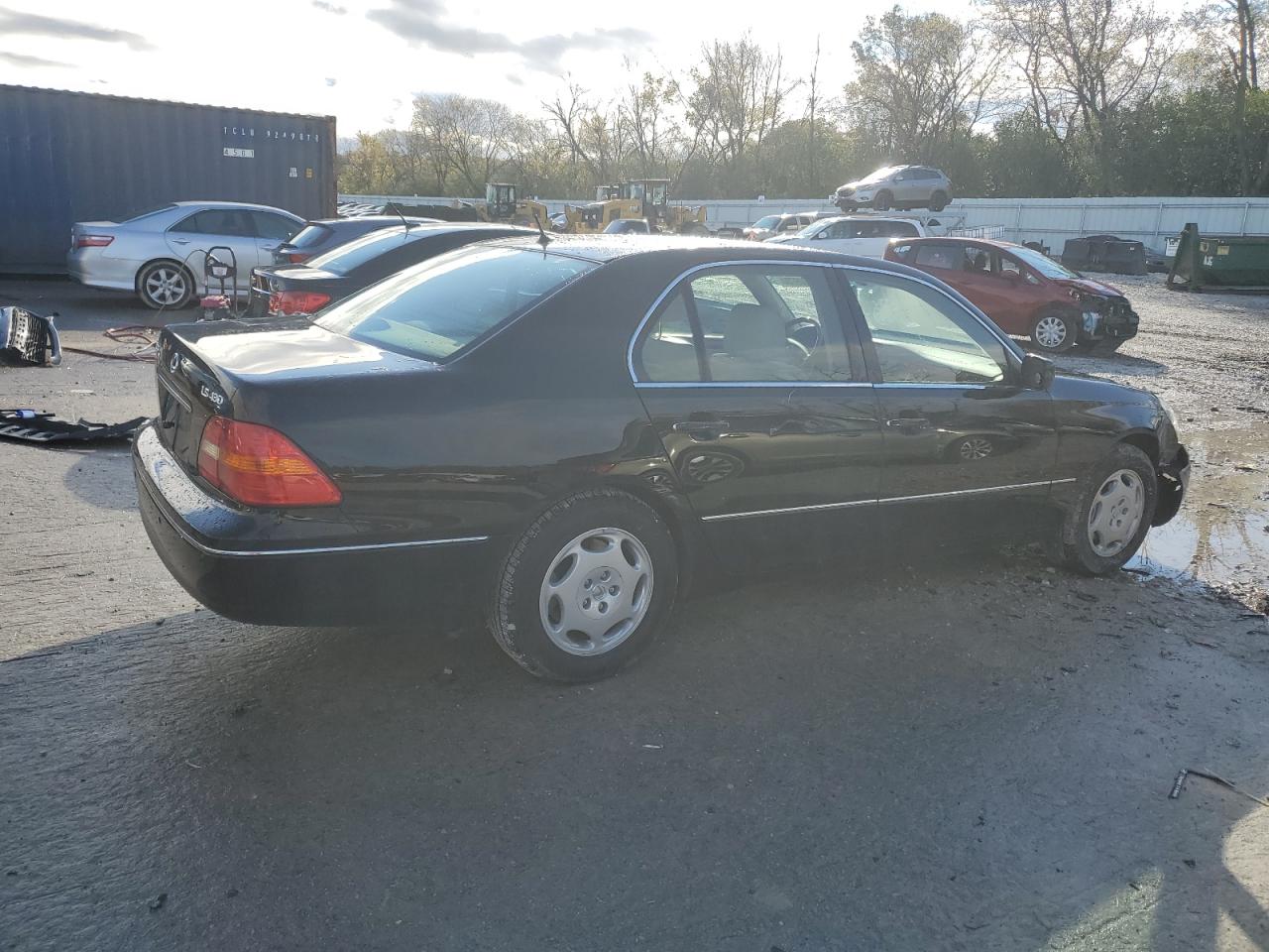 2001 Lexus LS - Image 3