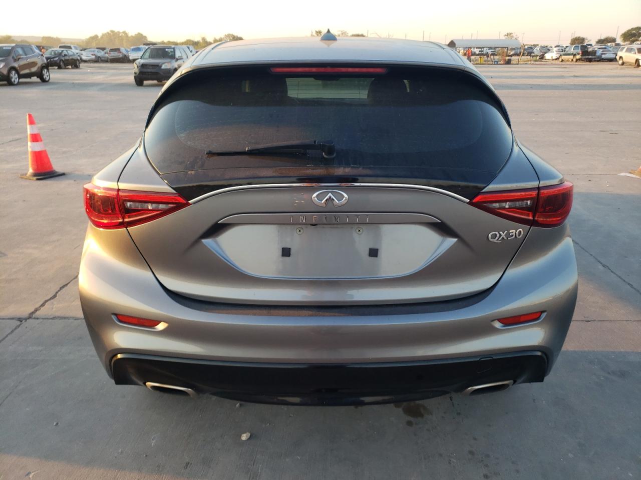 2017 Infiniti Qx30 Base VIN: SJKCH5CP2HA019180 Lot: 74284014