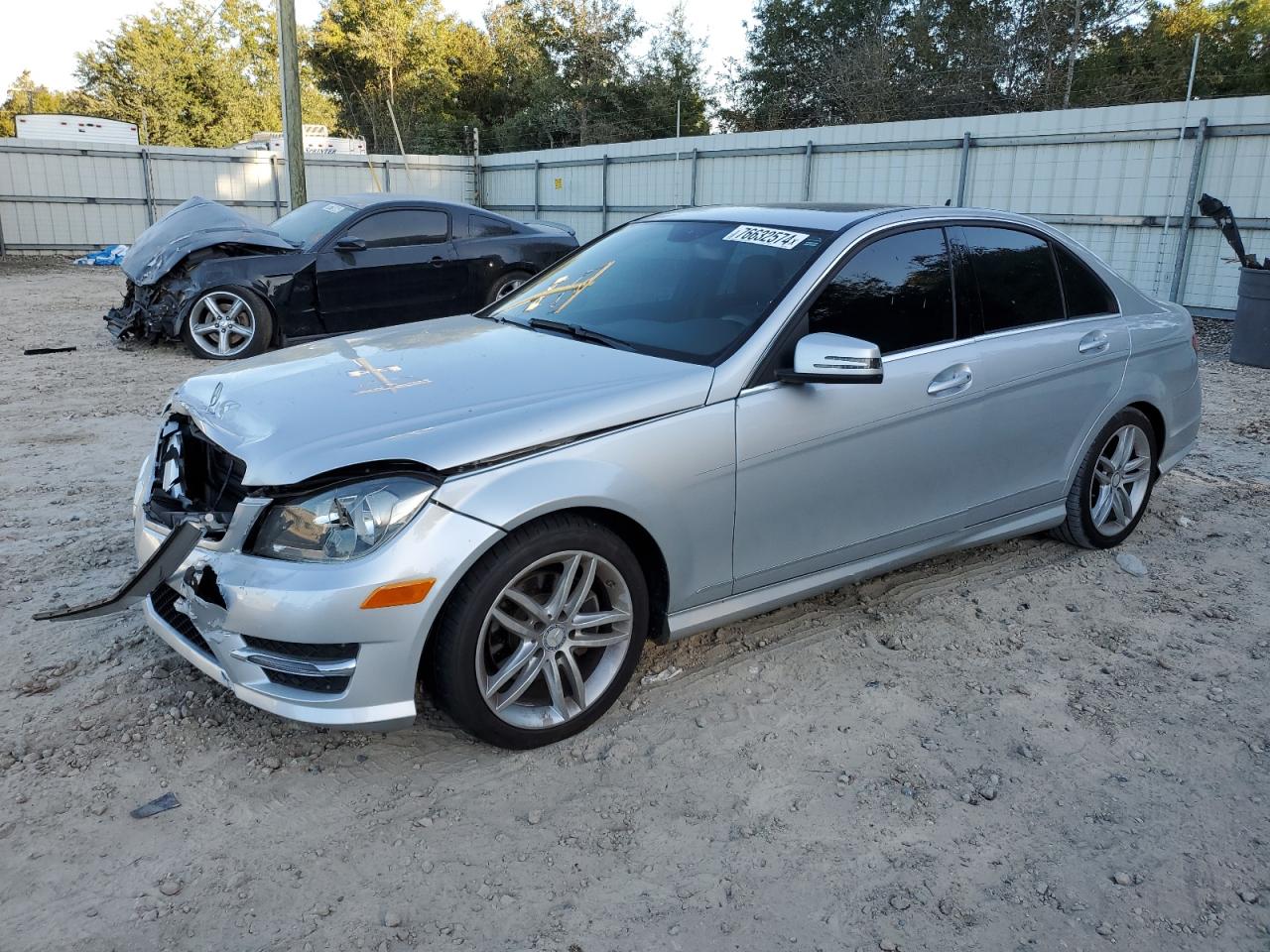 VIN WDDGF4HB2DA855864 2013 MERCEDES-BENZ C-CLASS no.1