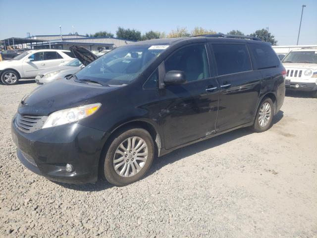 2014 Toyota Sienna Xle