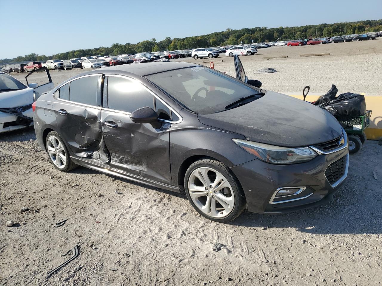 2016 Chevrolet Cruze - Image 4