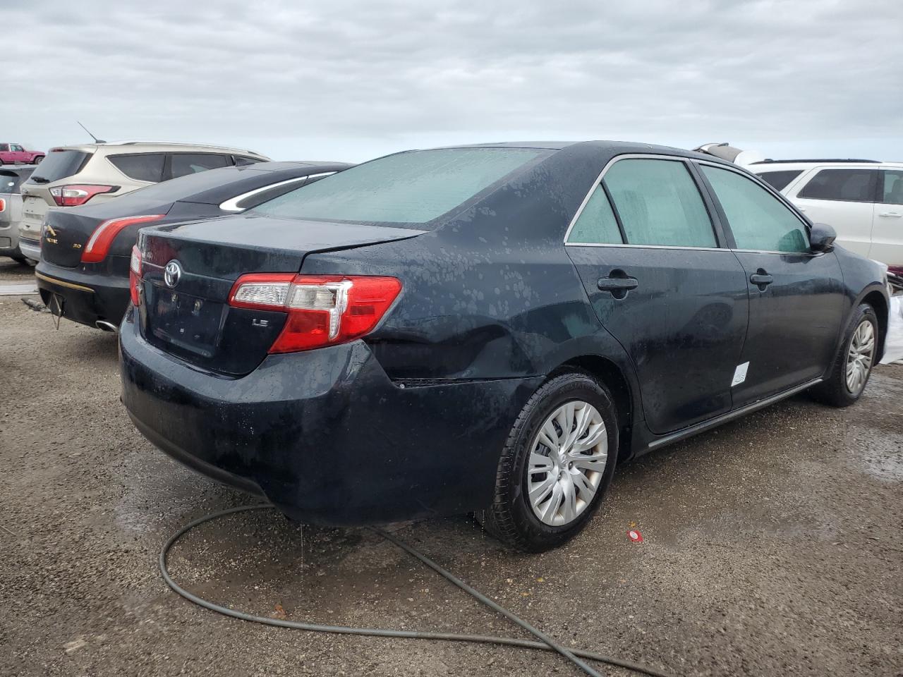2014 Toyota Camry - Image 3