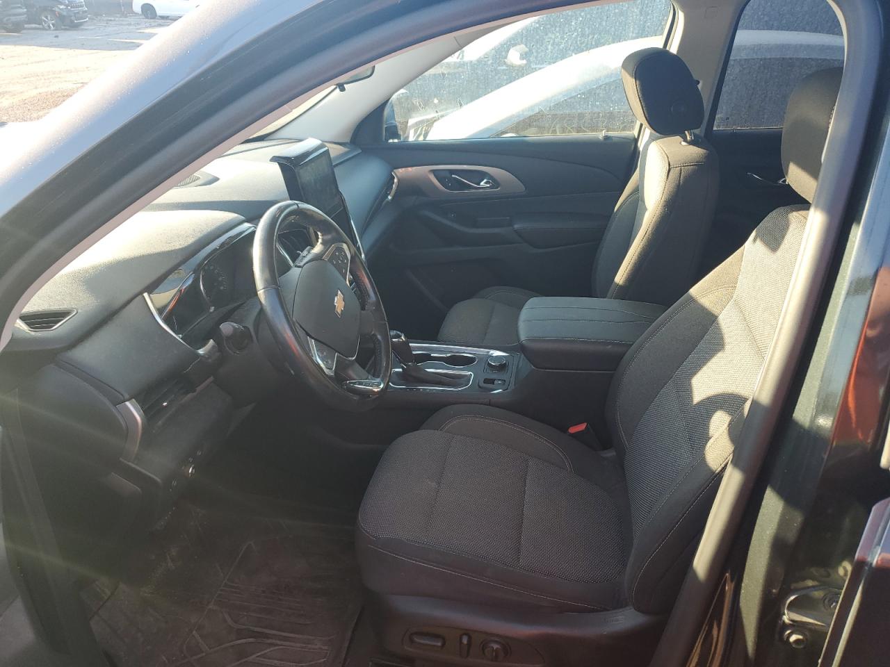 2019 Chevrolet Traverse Lt VIN: 1GNEVGKW2KJ161780 Lot: 74368184