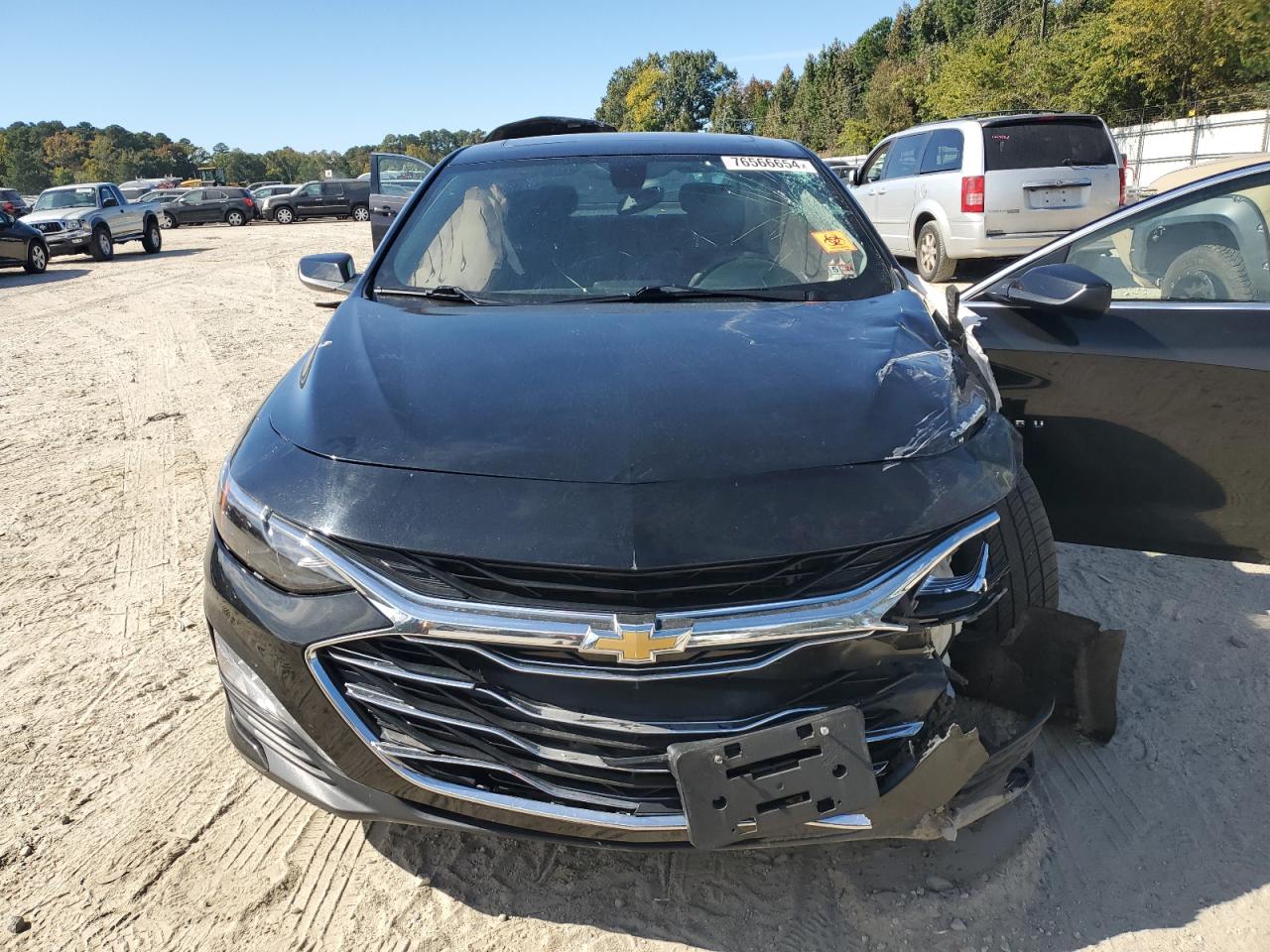 2020 Chevrolet Malibu - Image 5