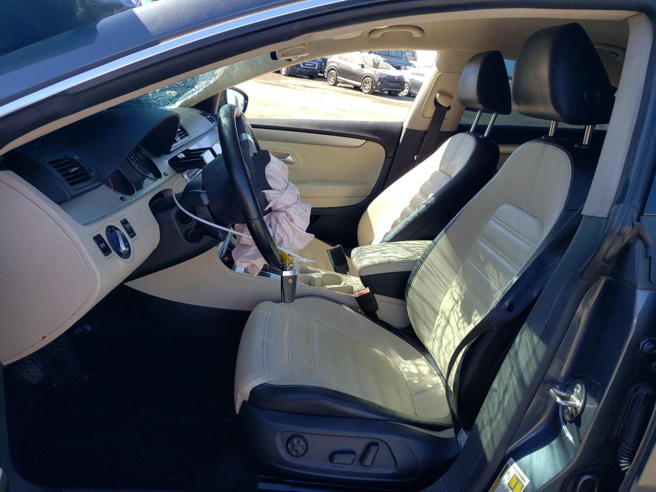 2010 Volkswagen Passat CC - Image 7