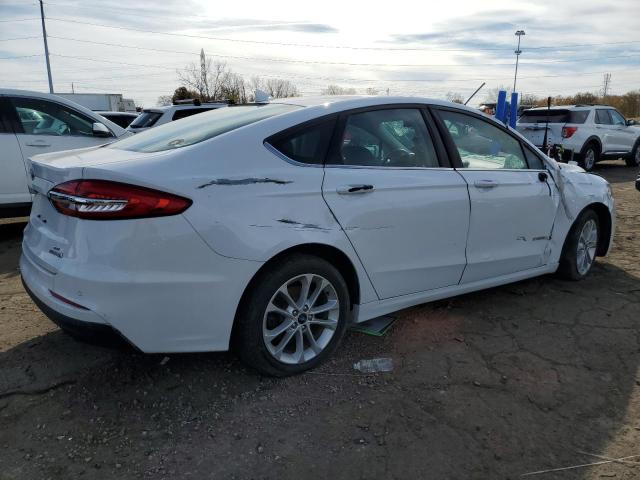  FORD FUSION 2019 Белы