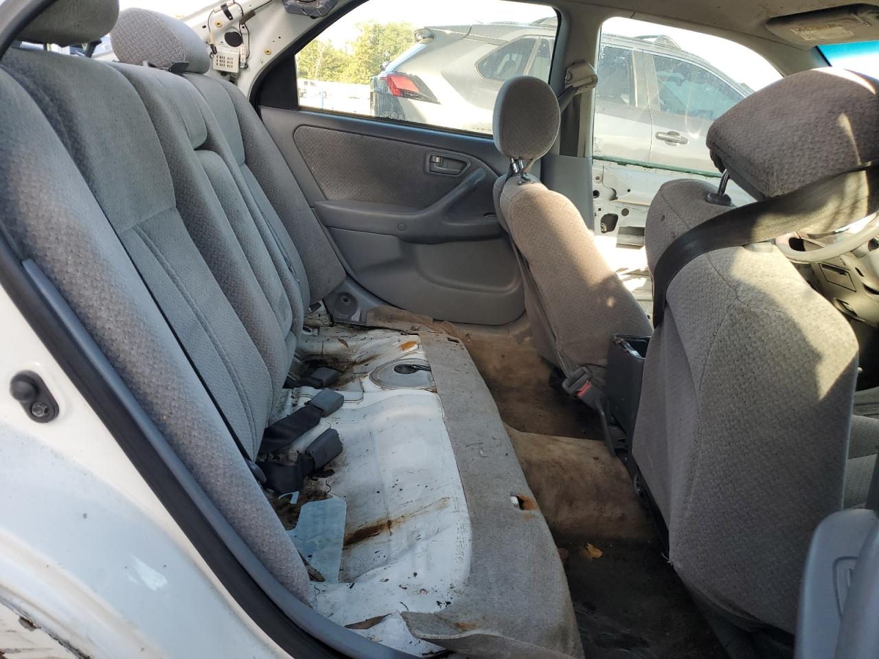 2001 Toyota Camry - Image 10